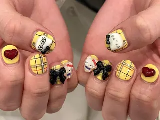 ネイル 中村 祐希のネイルデザイン