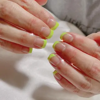 ネイル VIERU 🌈🎀💖のネイルデザイン