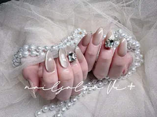 ネイル ✨Nailsalon Vi+✨のネイルデザイン