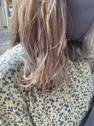 ミディアム カラー ヘアアレンジ 溝口 ひなこのマツエク・マツパデザイン
