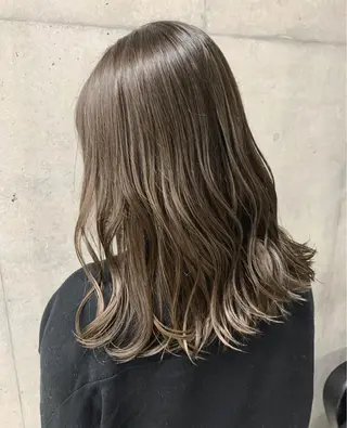 ミディアム カラー opus 店長大和 レイヤー/赤み消しのヘアスタイル