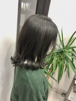 ミディアム 小松 瑞季のヘアスタイル