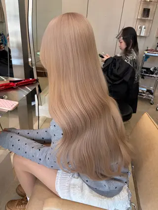 ロング 💛透明感ハイトーン /ブリーチ縮毛💛のヘアスタイル