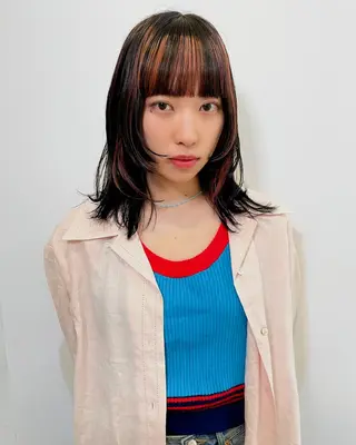 ミディアム カラー ブリーチ😼 ボブ✍️レイヤーのヘアスタイル