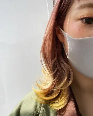 ショート カラー 太田 康治のヘアスタイル