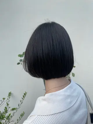 ミディアム 三國 栞音のヘアスタイル