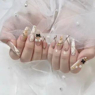 カラー AIN Nailのネイルデザイン