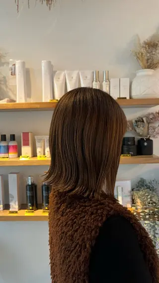 ミディアム カラー カンノ シュンのヘアスタイル