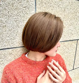 ショート カラー ブリーチなし/レイヤ ー特化🌈Tommyのヘアスタイル