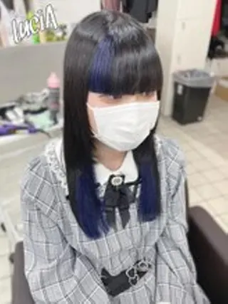 ロング LuciA/エクステ カラーのヘアスタイル