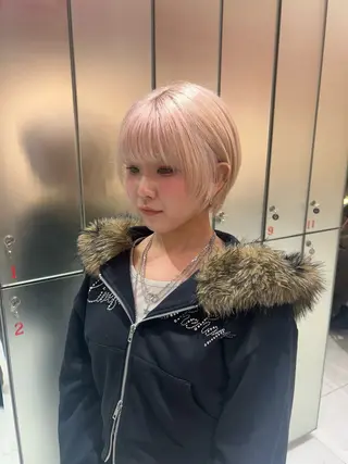 ショート 山﨑 ちなつのヘアスタイル