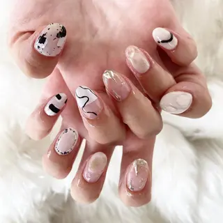 ネイル crystal ⭐︎ colorのネイルデザイン