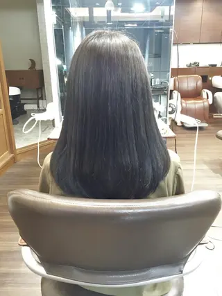 ミディアム 西川 佑樹のヘアスタイル