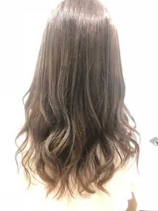 セミロング 小夏の⭐️ パパです⭐️のヘアスタイル