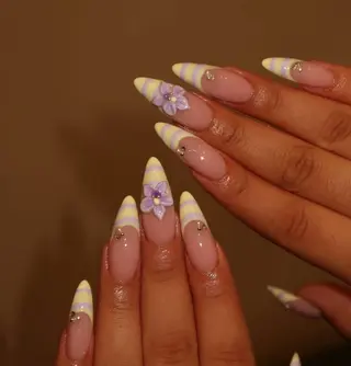 ネイル NiJi Nailsのネイルデザイン