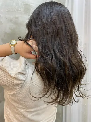 セミロング カラー ヘアアレンジ 志賀 あずみのヘアスタイル