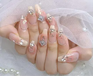 ネイル D-BEAUTY Nailsalonのネイルデザイン