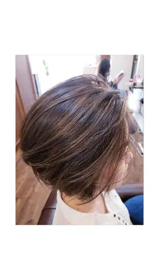 ミディアム 饒平名 知也のヘアスタイル