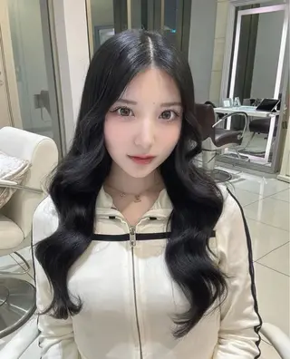 ロング 韓国風レイヤー/ 銀座🤍Fukaのヘアスタイル