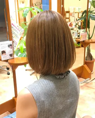 ミディアム 鳥越 優志のヘアスタイル