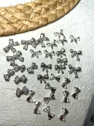 ネイル M🌷nail 長さだし専門店のネイルデザイン