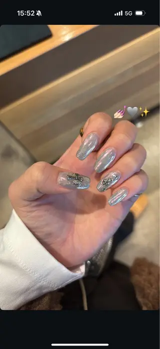 ネイル Sarina ⋆⭒˚ mavieのネイルデザイン
