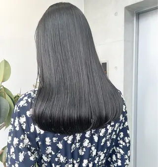 ロング カラー パーマ ヘアアレンジ 透明感/オリーブ/ グレージュ/YUKAのヘアスタイル