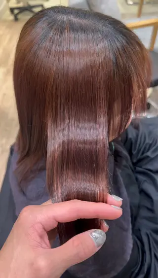 ミディアム 美髪矯正・ブリーチ 矯正🫧秋元ゆたかのヘアスタイル