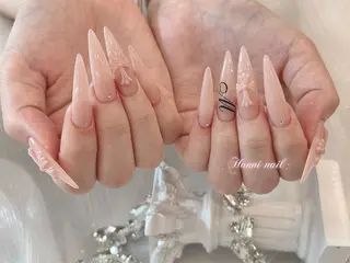 ネイル Hanni ハンのネイルデザイン