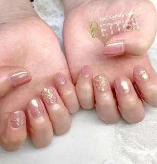 ネイル BETTISH. KUMIKO☺︎︎のネイルデザイン