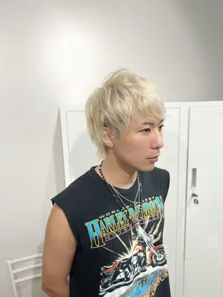 カラー メンズ ブリーチ/髪質改善/ レイヤー/YUTO‎のヘアスタイル