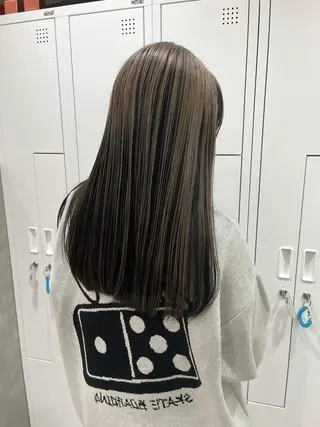 カラー 河原 楓樹のヘアスタイル