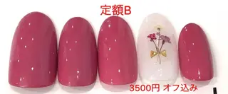 ミディアム ネイル 長さ出し専門 nynaのネイルデザイン