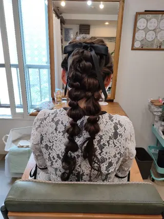 ヘアアレンジ HempBeauty 浅野アサミのヘアスタイル
