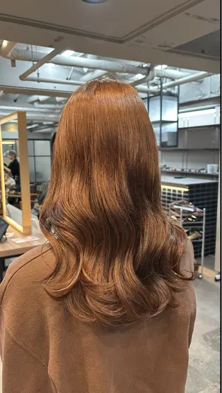 カラー レイヤー✂︎ぷつボブ 艶カラー🤍noaのヘアスタイル