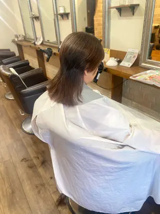 セミロング 肥田 夕蘭のヘアスタイル