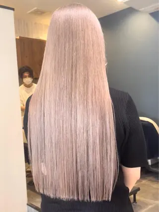 ロング カラー 市川 澪のヘアスタイル