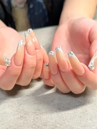 ネイル ネイルルーム チャームのネイルデザイン