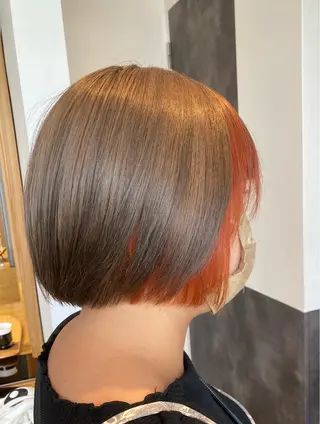 ショート カラー aDALil川越 ⭐️Arisaのヘアスタイル