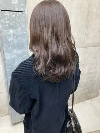 セミロング ✨色持ちの良い艶 カラー✨蟹江真世のヘアスタイル