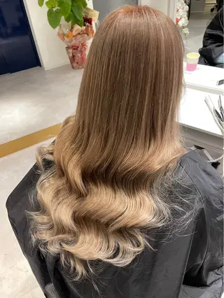 ロング 𝙃𝘼𝙍𝙐🎀 韓国×エクステのヘアスタイル