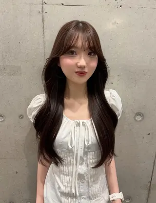 カラー セミロング 韓国ヘア♡🇰🇷 暖色♡透明感カラー✨のヘアスタイル