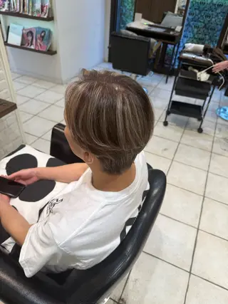 カラー メンズ 🩵RIKO🩵 透明感カラー🫧のヘアスタイル