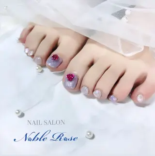 ネイル Noble Rose🥀のネイルデザイン