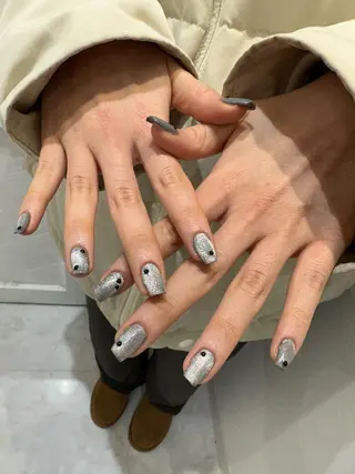 ネイル 個性派ネイル 🌼 ハルカ ♡の眉毛・アイブロウイメージ