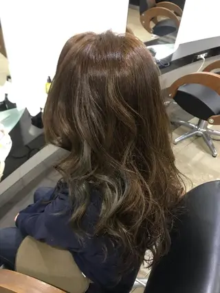 ロング カラー ヘアアレンジ 烏山 達也のヘアスタイル