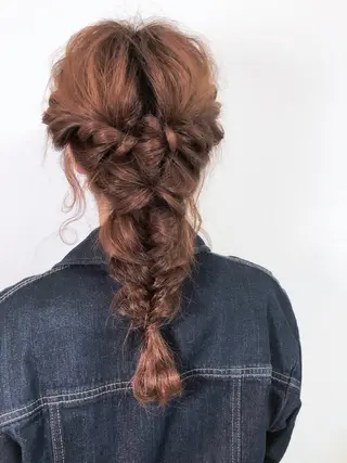 セミロング ヘアアレンジ 北堀江【HUE】 アオキ　コータのヘアスタイル