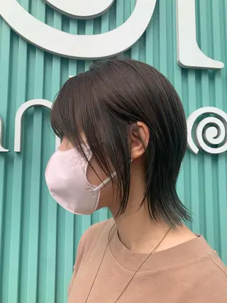 ショート ハッシュ・ウルフ🐺 小顔レイヤー松山直史のヘアスタイル