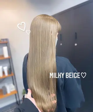 ロング maco 艶感ハイトーン🦋のヘアスタイル