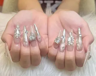 ネイル Nie Nail Shinokuboのネイルデザイン